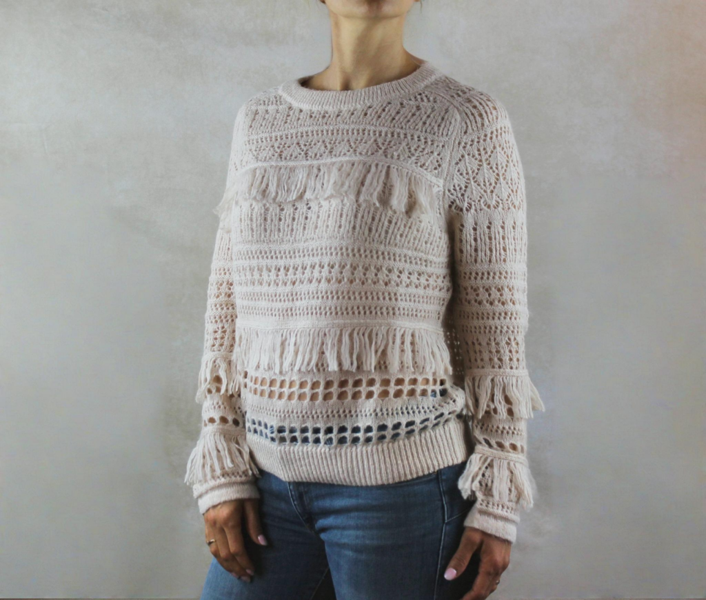 AMOSA-SUETER-FLECOS-CALADO-3-fotor-20251130144118