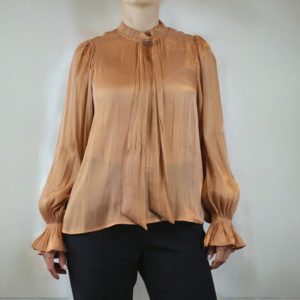 Blusa satinada de manga larga