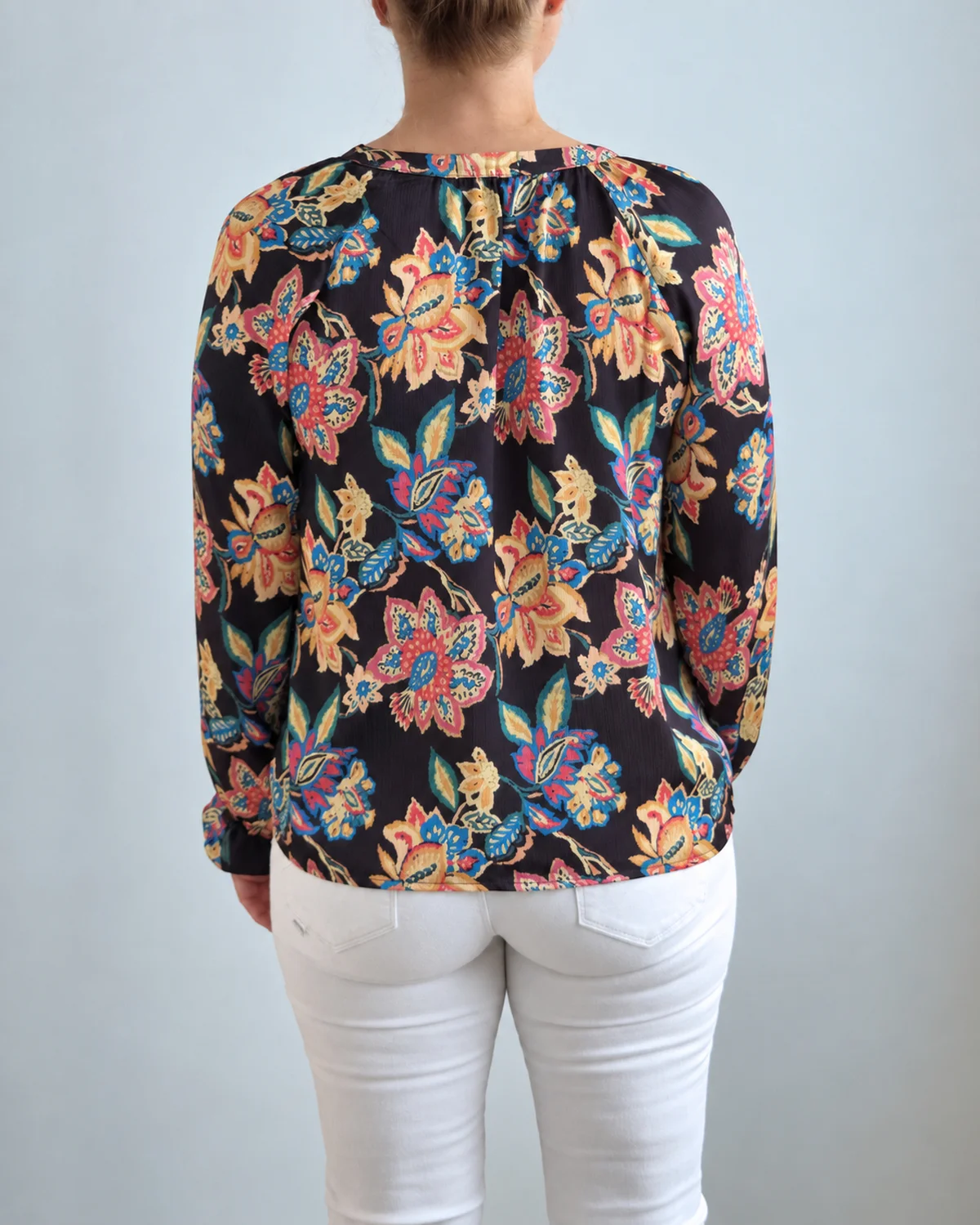 BLUSA FLUIDA FLORAL - Imagen 3