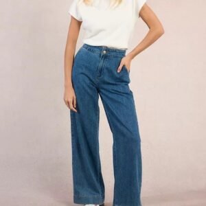 Pantalón vaquero acampanado