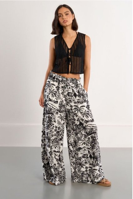 Pantalón ancho con estampado