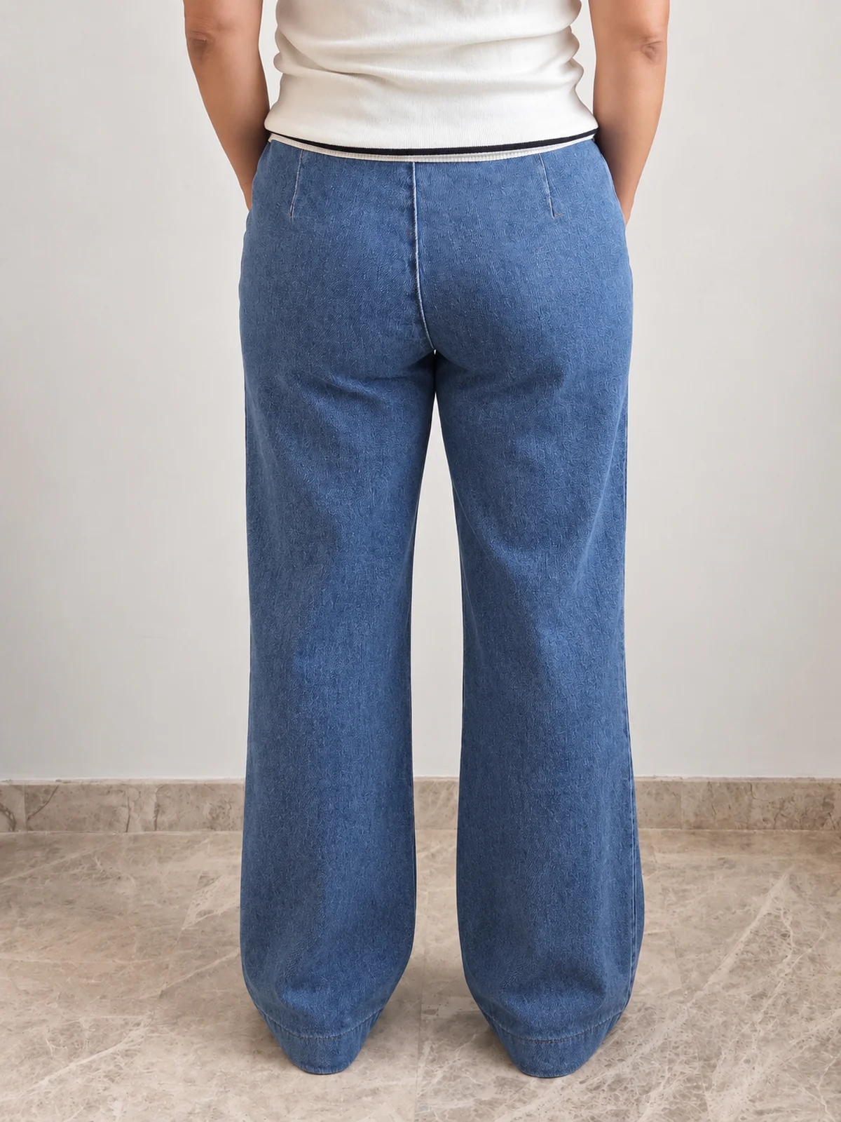 Pantalón vaquero acampanado - Imagen 3