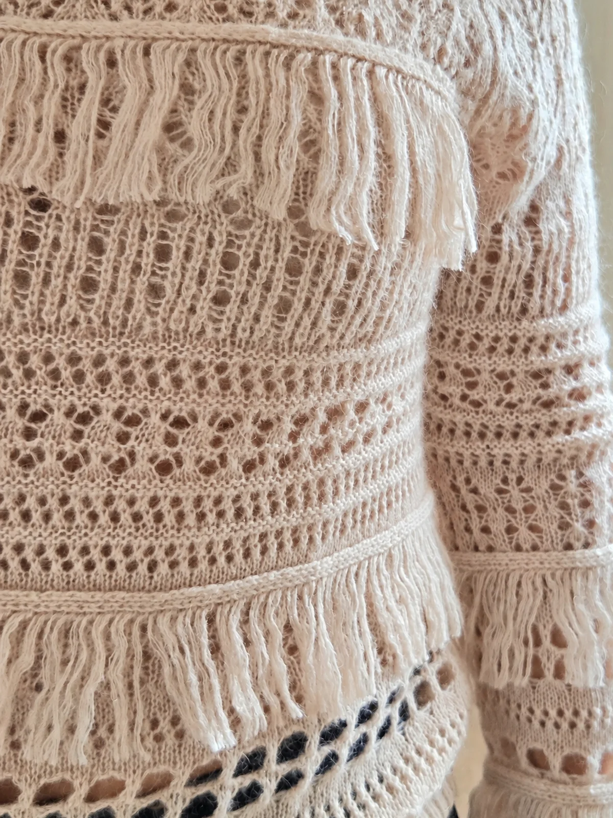 Jersey calado con detalle de flecos - Imagen 4