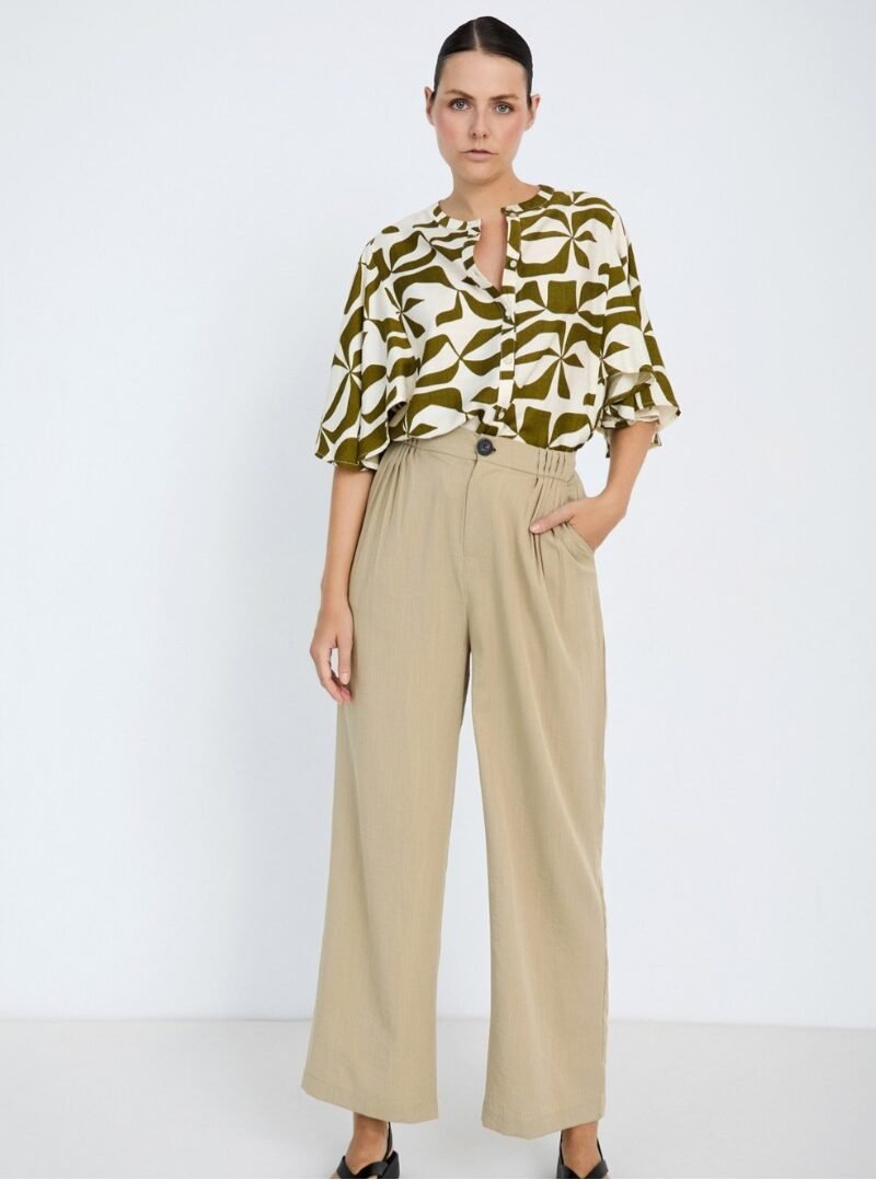 PANTALÓN FLUIDO PINZAS