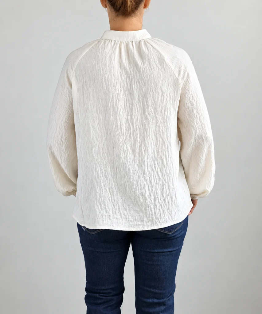 BLUSA MARFIL CON BOTORES DORADOS (3)_web