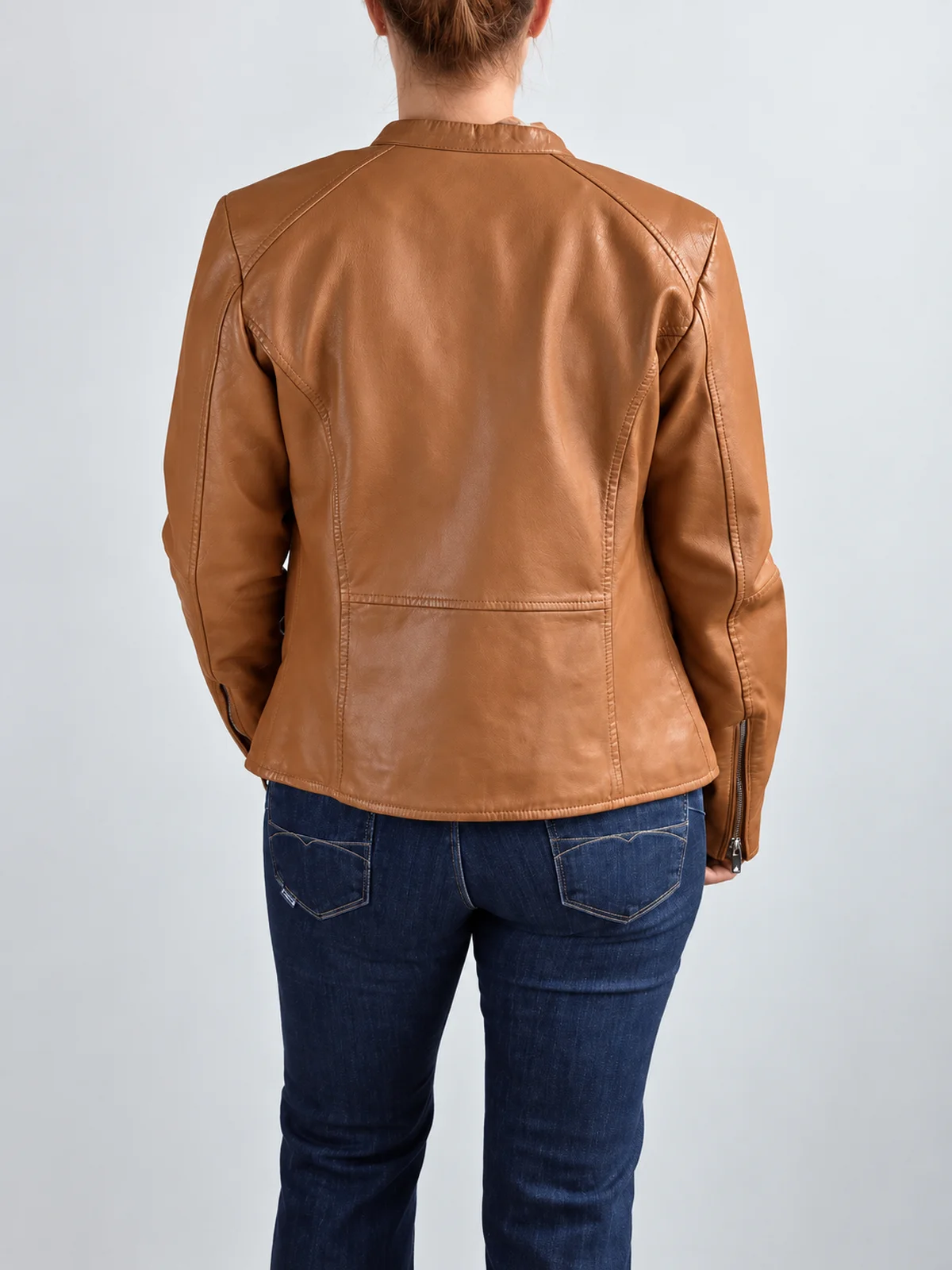 Chaqueta de cuero entallada - Imagen 3