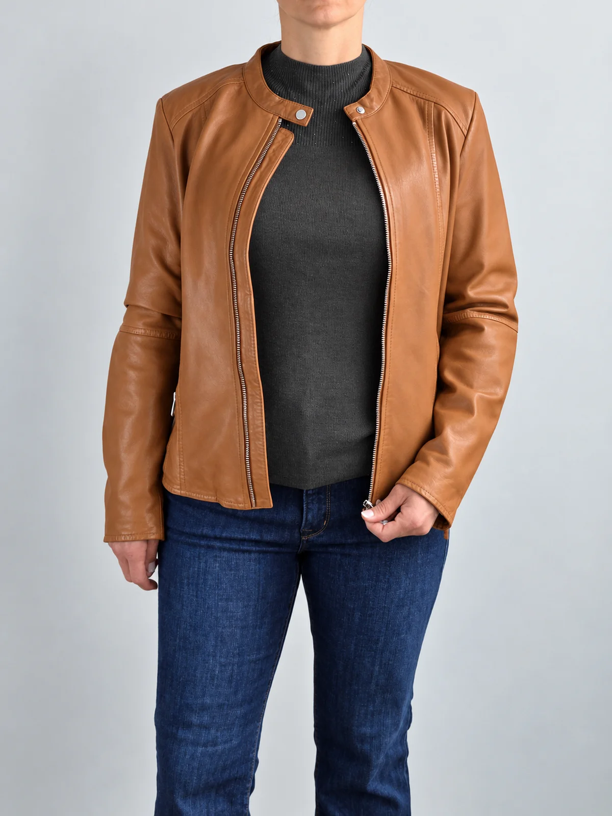 Chaqueta de cuero entallada - Imagen 2