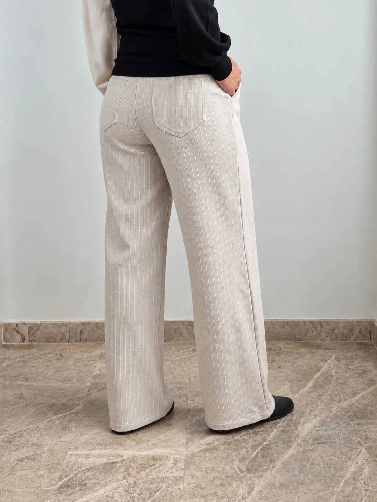 PANTALÓN DE PANA FINA DE PIERNA ANCHA - Imagen 3