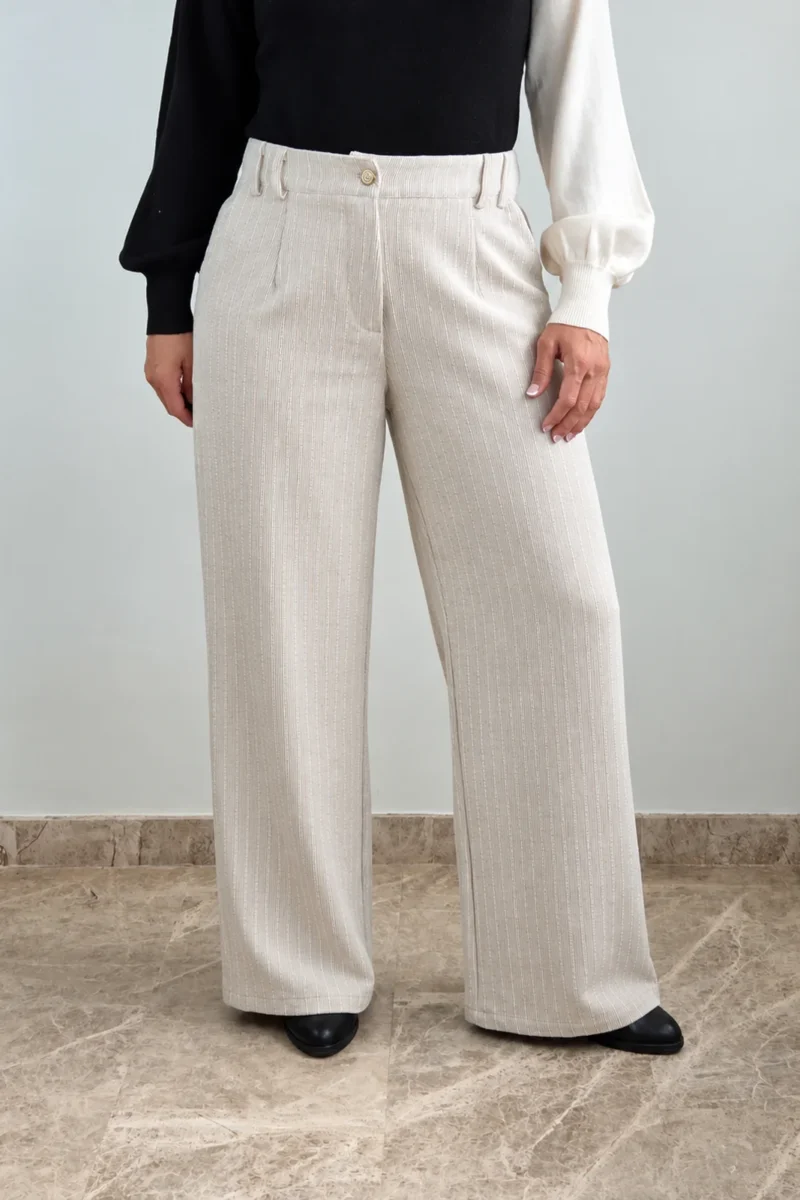 PANTALÓN DE PANA FINA DE PIERNA ANCHA