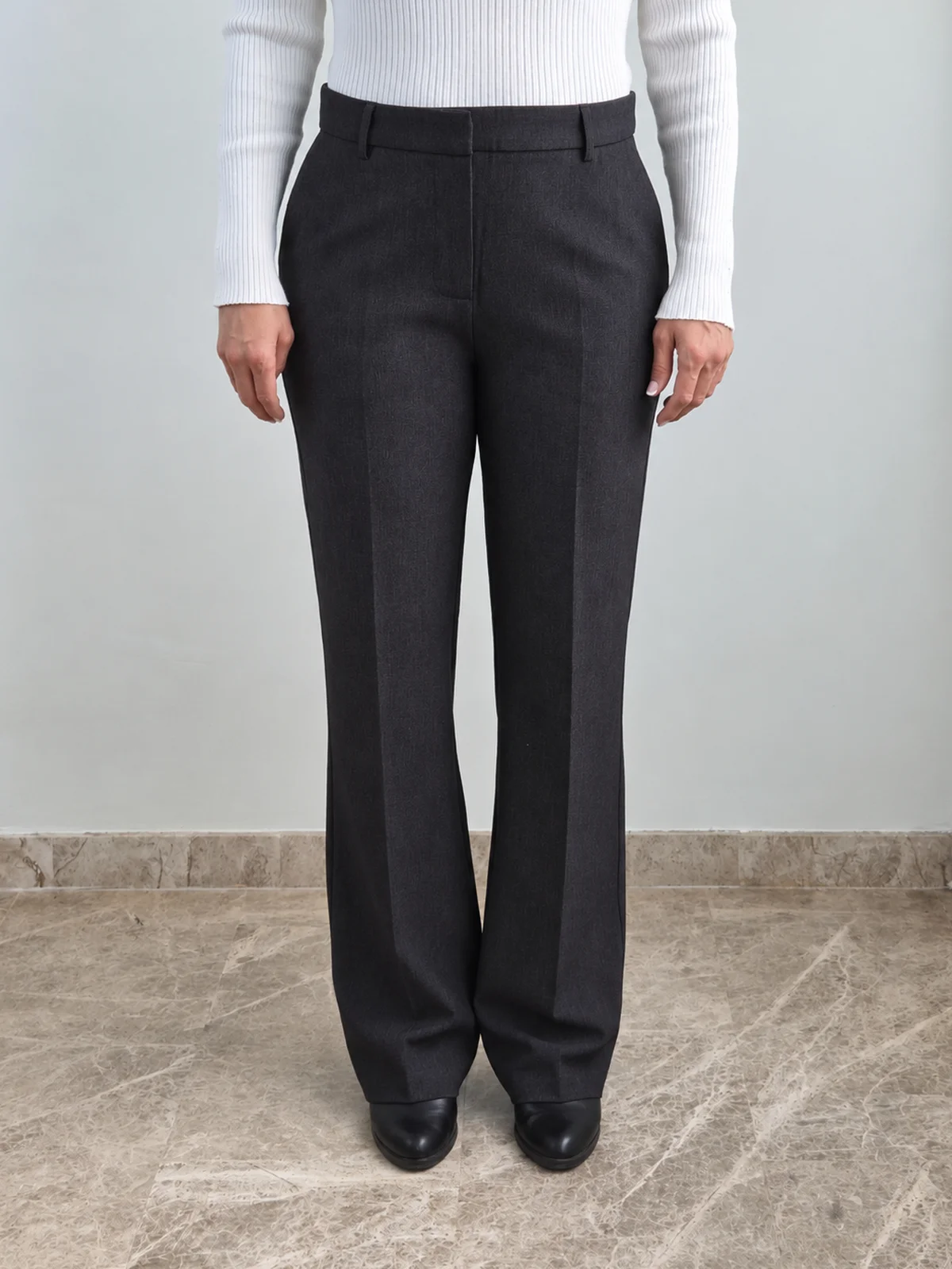 PANTALÓN DE VESTIR CORTE RECTO - Imagen 2